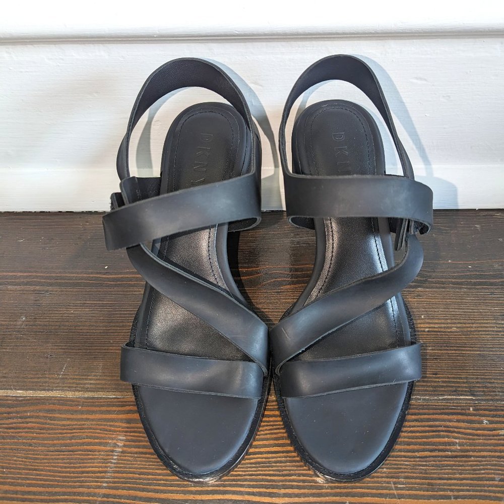 DKNY heel sandals size 7 [never worn]
